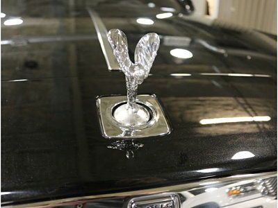 Rolls Royce signature emblem