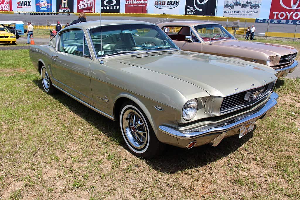 1966 ford mustang