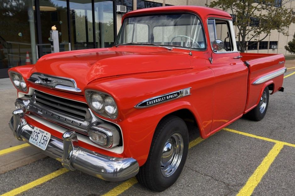 1959 chevrolet Apache