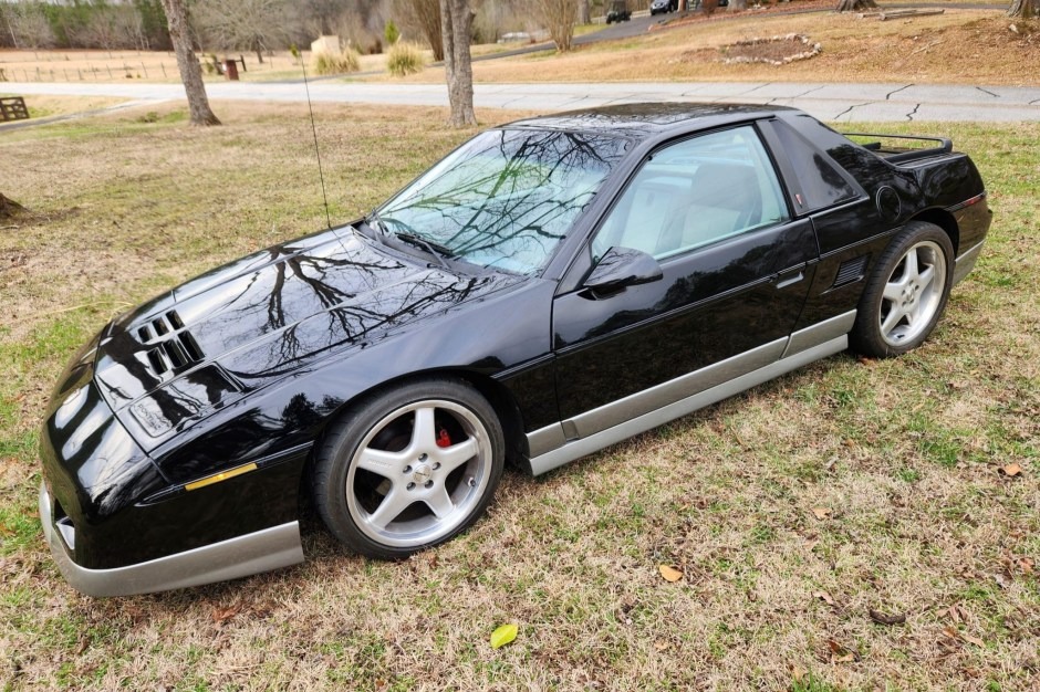 pontiac fiero