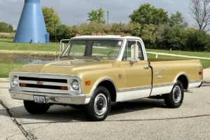 1968 chevy c10 hero